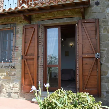 Lisciano Niccone Sleeps 10 Pool Wifi * Corgna